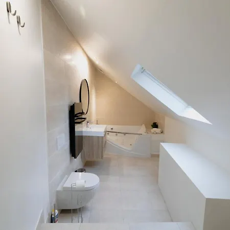 L'entre-deux Apartment *