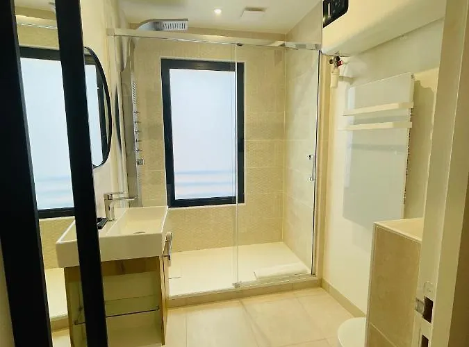 L'entre-deux Apartment